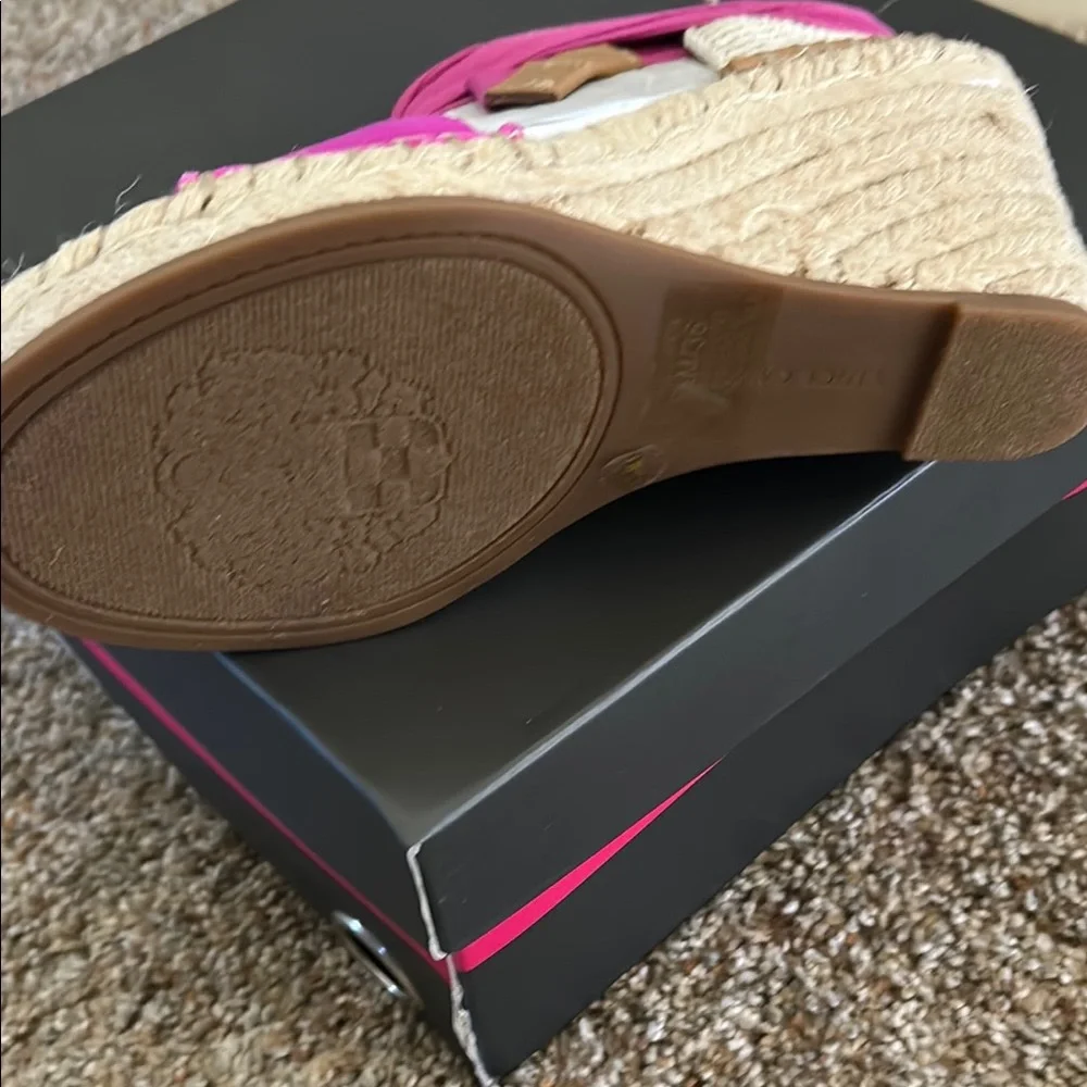 Vince Camuto these vince